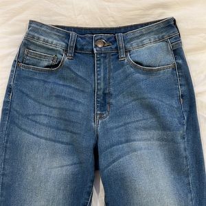 NWOT Fashion Nova High Waisted Jeans - Medium Wash